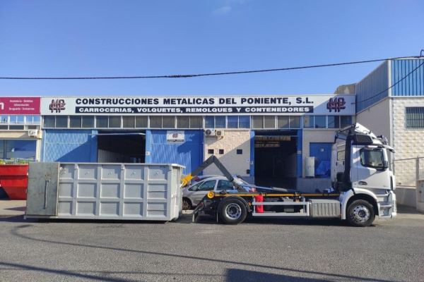 EQUIPO DE GANCHO PORTACONTENDORES CON CAJA DE GANCHO